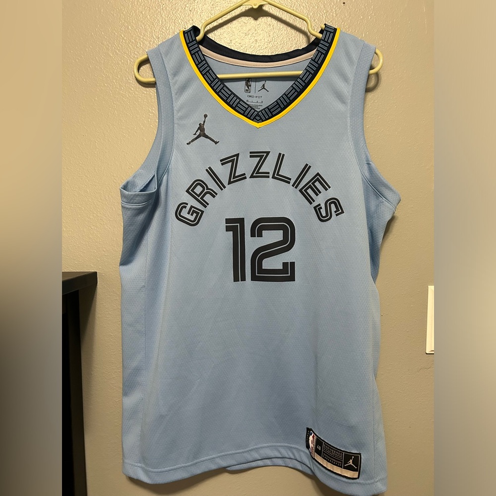 Ja Morant jersey